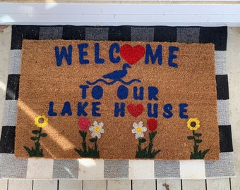 Welcome to Our Lake House Doormat, Spring Floral Coir Doormat, Flower Doormat, Spring Porch Decor, Housewarming Gift, New Home Owner Gift,