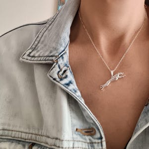 Greyhound necklace, whippet necklace, chain necklace with greyhound charm pendant, running sighthound necklace, dog jewellery Christmas gift
