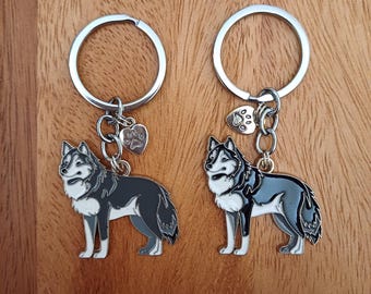 Siberian Husky Keychain – Enamel Dog Keyring with Heart Charm