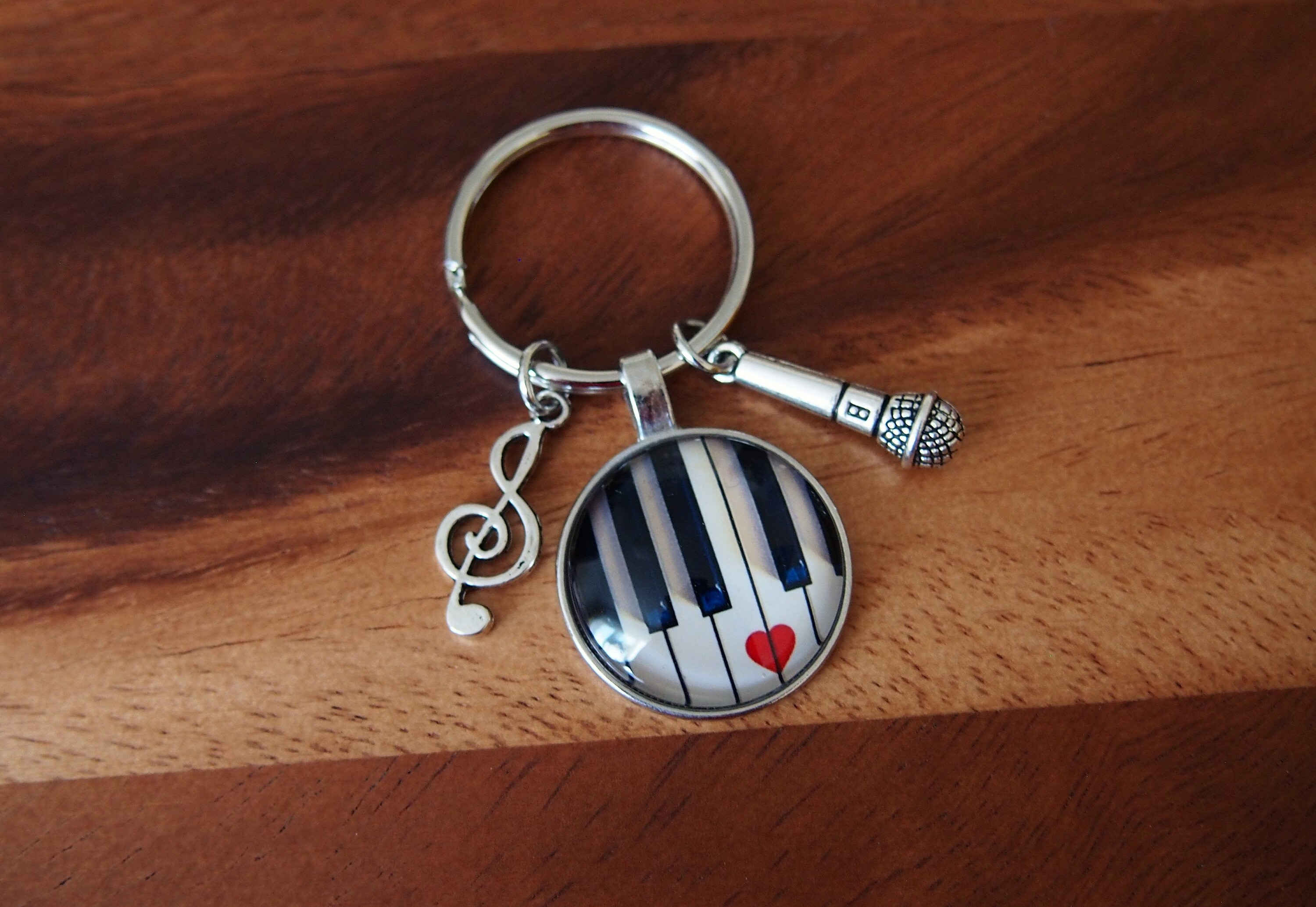 Portachiavi Originale Con Tastiera E Note Musicali – Regalo Unisex Per Musicisti E Appassionati Di Pianoforte, Gioielli Da Uomo E Da Donna