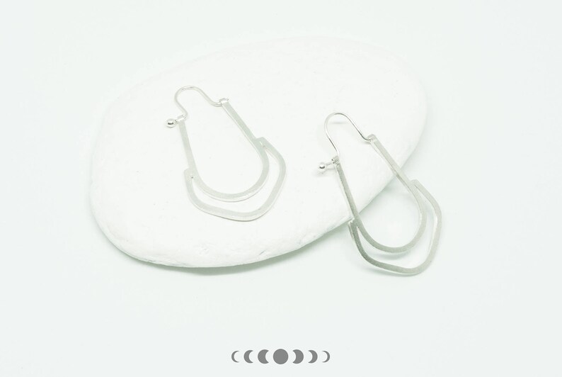 No Hoop 2 earrings / Geometric shape earrings image 8