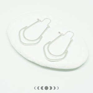 No Hoop 2 earrings / Geometric shape earrings image 9