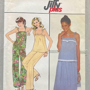 1978 Size 10 UNCUT Simplicity 8474, Top, Skirt and Pants, a JIFFY Pattern; Very Cute!