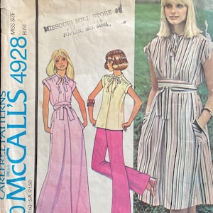 1970 Size 10-12, McCalls 4928, Pullover DRESS & TOP Pattern, Cap Sleeves, Gathered Yoke, Size Small