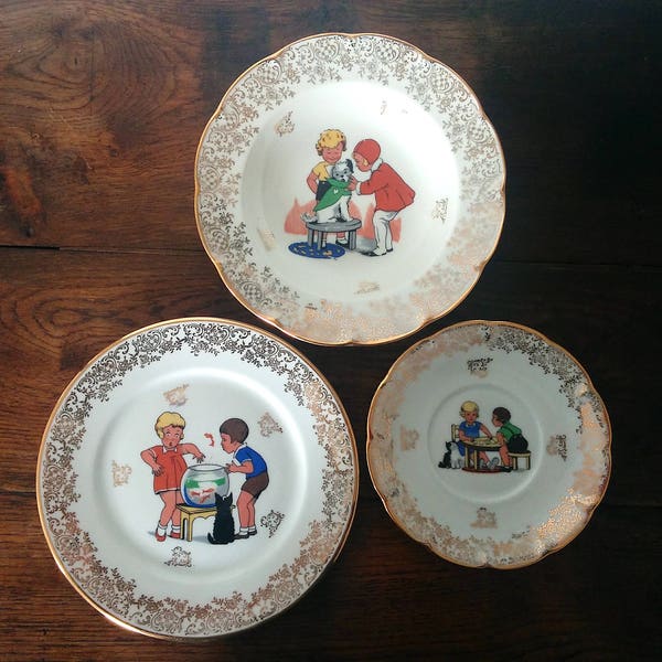 Set of Limoges plates for children, vintage porcelaine plates, gold rim and naive style