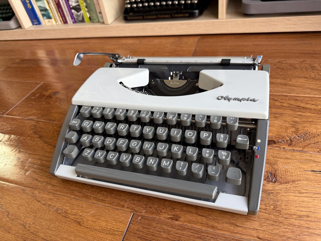 Serviced and New Platen - 1968 Olympia SF Deluxe Typewriter With ...