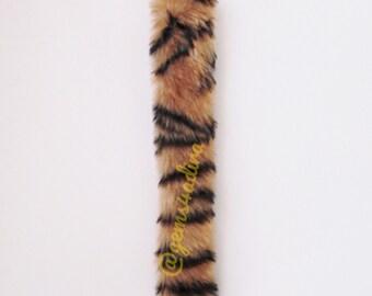 Custom listing for Lisa Zoppo  30" Tiger Tail with wire inside