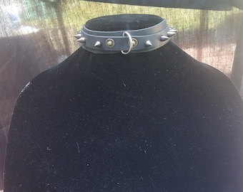 Thin Black Leather Spiked Collar