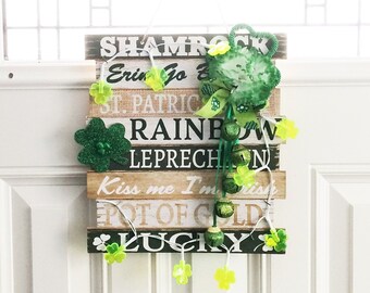 St. Patrick&#39;s Day Door Hanger, Front Door Hanger, Irish Door Hanger, Door Hanger, Spring Door Hanger, Shamrock Door Hanger, Hanger for Door