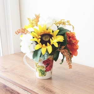Sunflower Flower Arrangement, Silk Floral Centerpiece, Fall Table Centerpiece, Table Centerpiece, Fall Home Decor, Sunflower Centerpiece