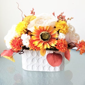 White Rose Flower Arrangement, Fall Centerpiece, Silk Flower Centerpiece, Artificial Flower Decor, Fall Floral Centerpiece, Faux Flowers