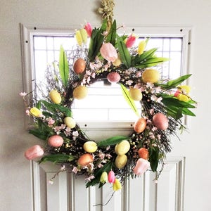 Tulip Spring Wreath, Spring Decor, Spring Tulip Wreath, Summer Wreath, Front Door Wreath, Easter Decoration, Outdoor Wreath, Easter Wreath