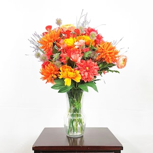 Orange Dahlia Flower Arrangement, Silk Flower Centerpiece, Summer Floral Arrangement, Spring Table Centerpiece, Small Floral, Summer Decor