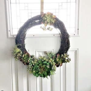 Succulent Wreath, Summer Wreath, Door Wreath, Rustic Wreath, Grapevine Wreath, Farmhouse Decor, Housewarming Gift, Flower Wreath, Green