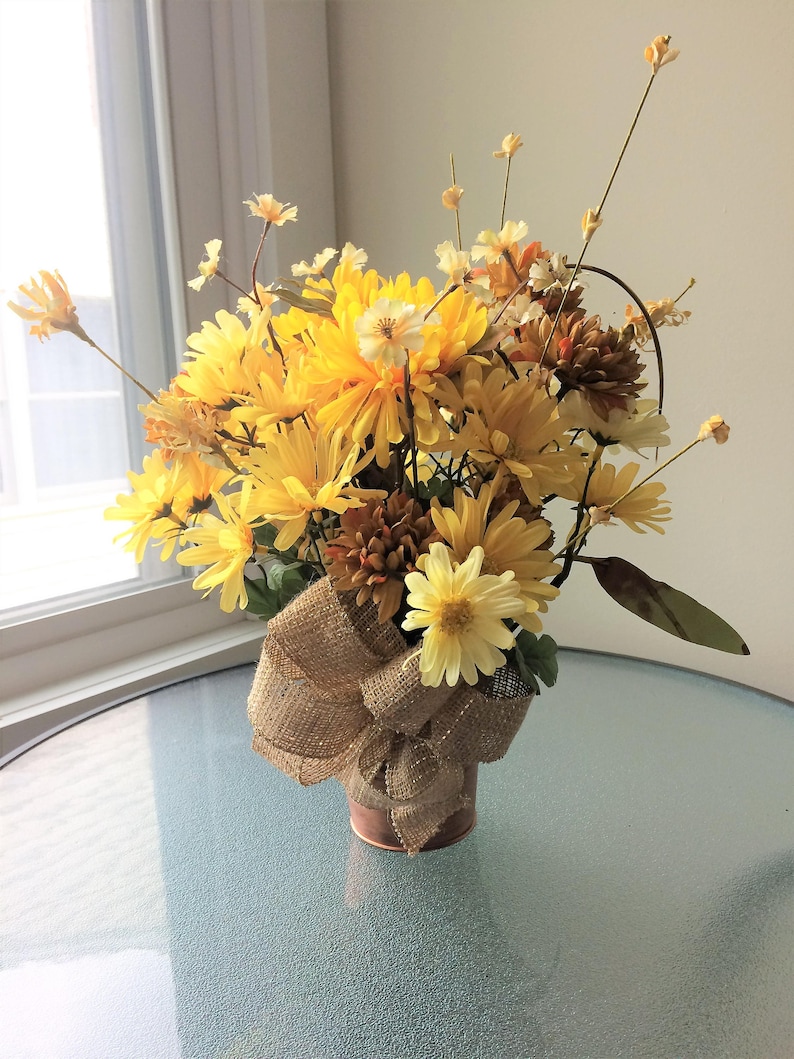 Daisy Flower Arrangement Fall Centerpiece Small Flower Etsy