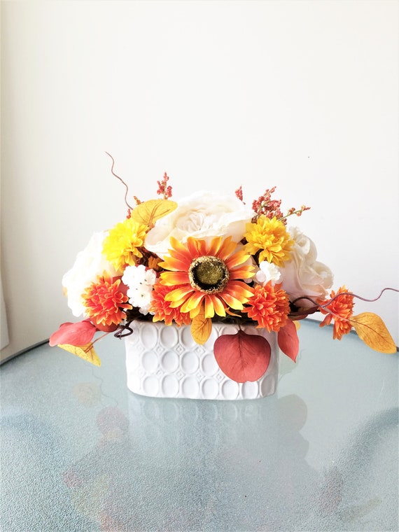 Arrangement De Fleur De Rose Blanche Centre De Table