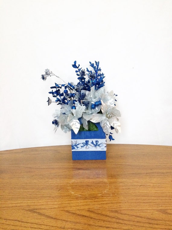 Kleines weihnachtliches Herzstck: Blauer Weihnachtsstern - Etsy.de