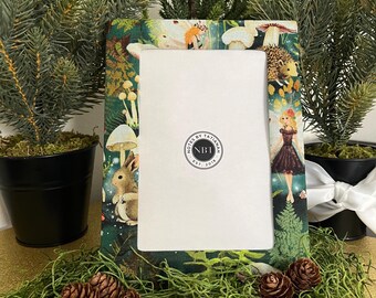 Cornice portafoto Foresta Incantata – Cornice portafoto rivestita in tessuto – Regalo di arredamento per la casa ispirato al bosco