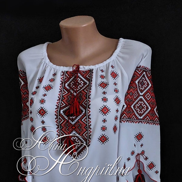 Ukrainian blouse vyshyvanka/Vyshyvanka/Peasant blouse/Style/embroidered shirt/ blouse/Ukrainian clothing/women’s clothing