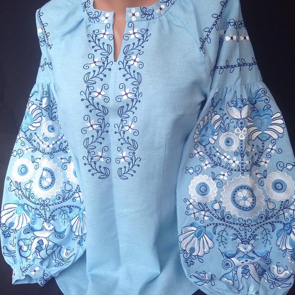 Ukrainische Stickerei/Bluse/Shirt/Vyshyvanka/Shirt/Boho Bluse/ukrainische Kleidung/Damenkleidung/Ruhm der Ukraine/ethnische Kleidung