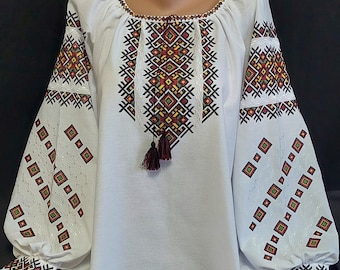 Ukrainian blouse vyshyvanka/Vyshyvanka/Peasant blouse/Ukrainian style/embroidered shirt/blouse/Ukrainian clothing/women’s clothing