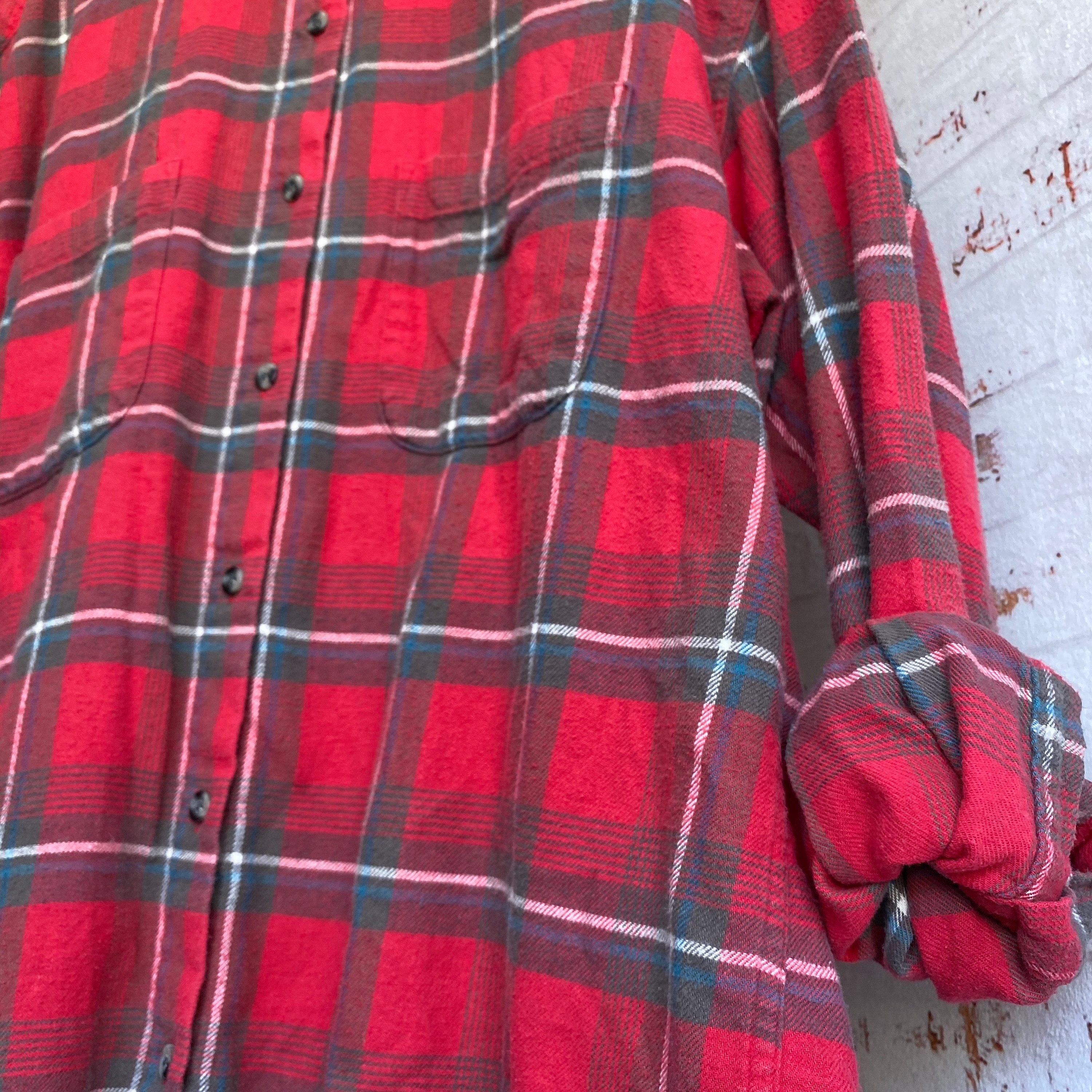 M/L vintage flannel shirt, bright red 