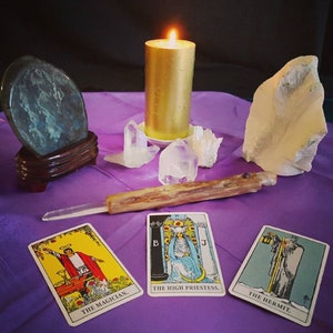 3 Card Tarot Reading wordt dezelfde dag nog in je e-mail bezorgd.