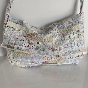 Boho Tasche | Boho Tasche | Übergroße Boho-Umhängetasche | Upcycled Geldbörse | Recycelte Stofftasche | Große Umhängetasche | Weiße Boho Geldbörse |