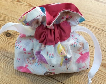 Football Gift Bags Drawstring Eco-Friendly 100/% Cotton Fabric Party Bags Re-Usable Lined Washable
