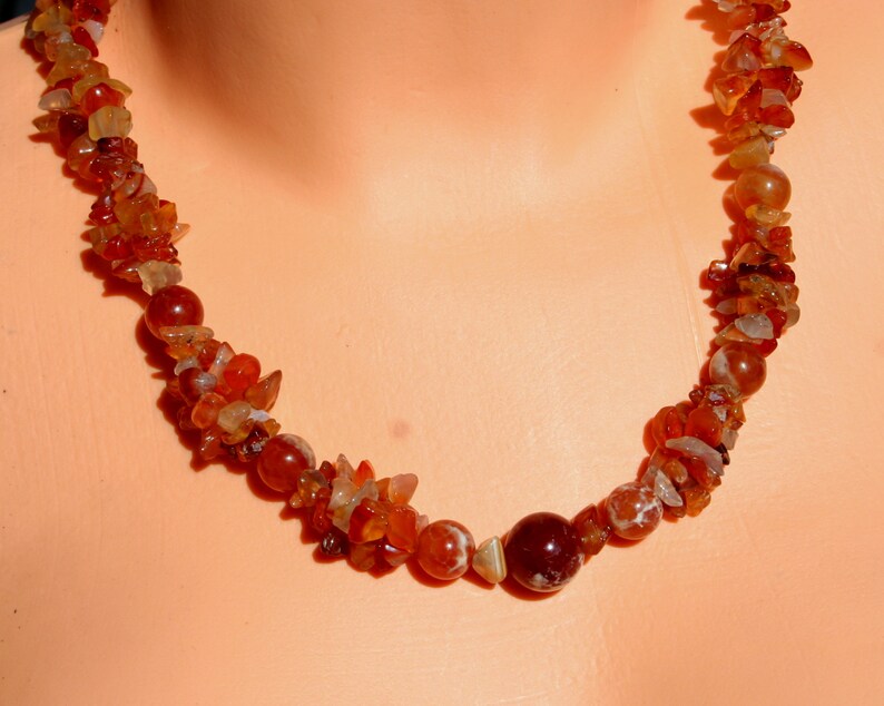 collar de carnelian, collar de carnelian ombré, collar intrincadamente trenzado, collar de declaración, regalo para ella imagen 3