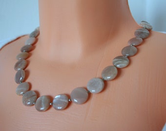 perzik maansteen ketting, natuurlijke edelsteen ketting, juni geboortesteen ketting, statement ketting, elegante ketting voor vrouw, cadeau voor haar