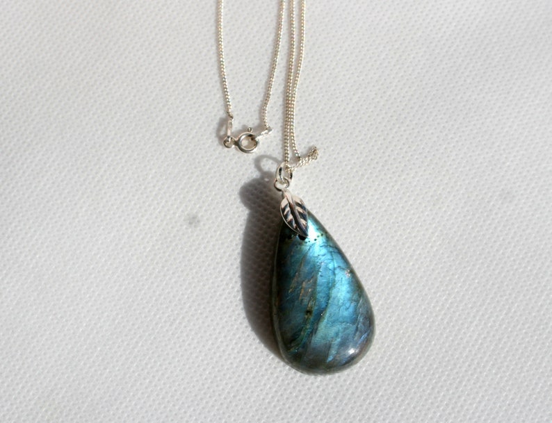 Labradorite necklace, big blue labradorite pendant necklace, unique piece of labradorite, sterling silver labradorite necklace, gift for her image 8