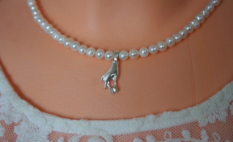 Collier ras de cou en perles, collier de perles avec breloque, collier de perles d'eau douce, collier de vraies perles, collier de perles de mariage modeste image 3