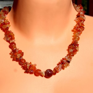 collar de carnelian, collar de carnelian ombré, collar intrincadamente trenzado, collar de declaración, regalo para ella imagen 1