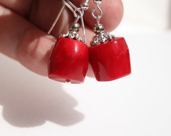 pendientes de coral rojo, pendientes llamativos, joyas de coral, pendientes rojos, pendientes de todos los días, bonito regalo