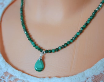 Malachiet ketting, echte malachiet sierlijke kralen ketting, groene malachiet ketting, sterling zilveren malchiet ketting, cadeau voor vrouwen