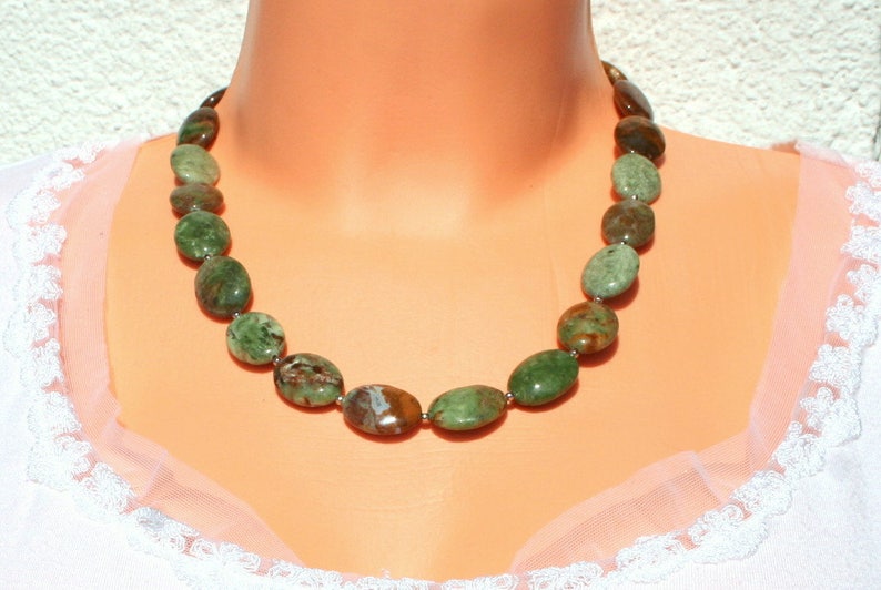 Collar de ópalo verde, ópalo raro de Madagascar, collares de piedras preciosas, collar de declaración, idea de regalos para mujeres imagen 1