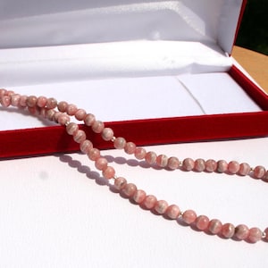 Collar de rodocrosita, piedra del amor de rodocrosita, collar de cristal, delicado collar de rodocrosita rosa natural, regalo para ella