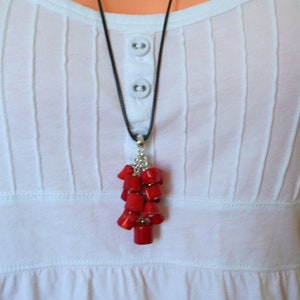 collier de corail, long collier de corail rouge, collier pendentif de corail rouge, collier de corail, cadeau pour elle image 3