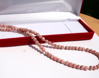 Rhodochrosite necklace, rhodochrosite stone of love, cristal necklace, natural pink rhodochrosite dainty necklace, gift for her