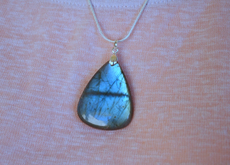 Collier labradorite, pendentif labradorite bleu brillant, collier labradorite en argent sterling, collier de pierres précieuses naturelles, cadeau pour femme image 4