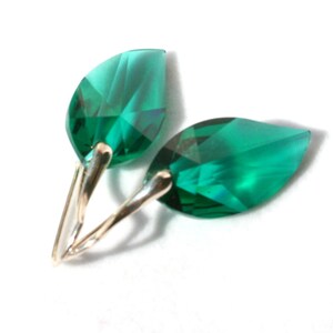Emerald green crystal earrings, sterling silver earrings, green fashion earrings, leaves long earrings, party earrings, statement earrings
