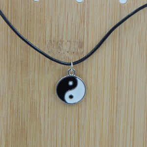 Box-Me-Not Jewelry Coexist Peace yin yang Religious Spiritual Necklace Gift Set with Keepsake Card 18 Chain 18 Chain Essential Jewelry 