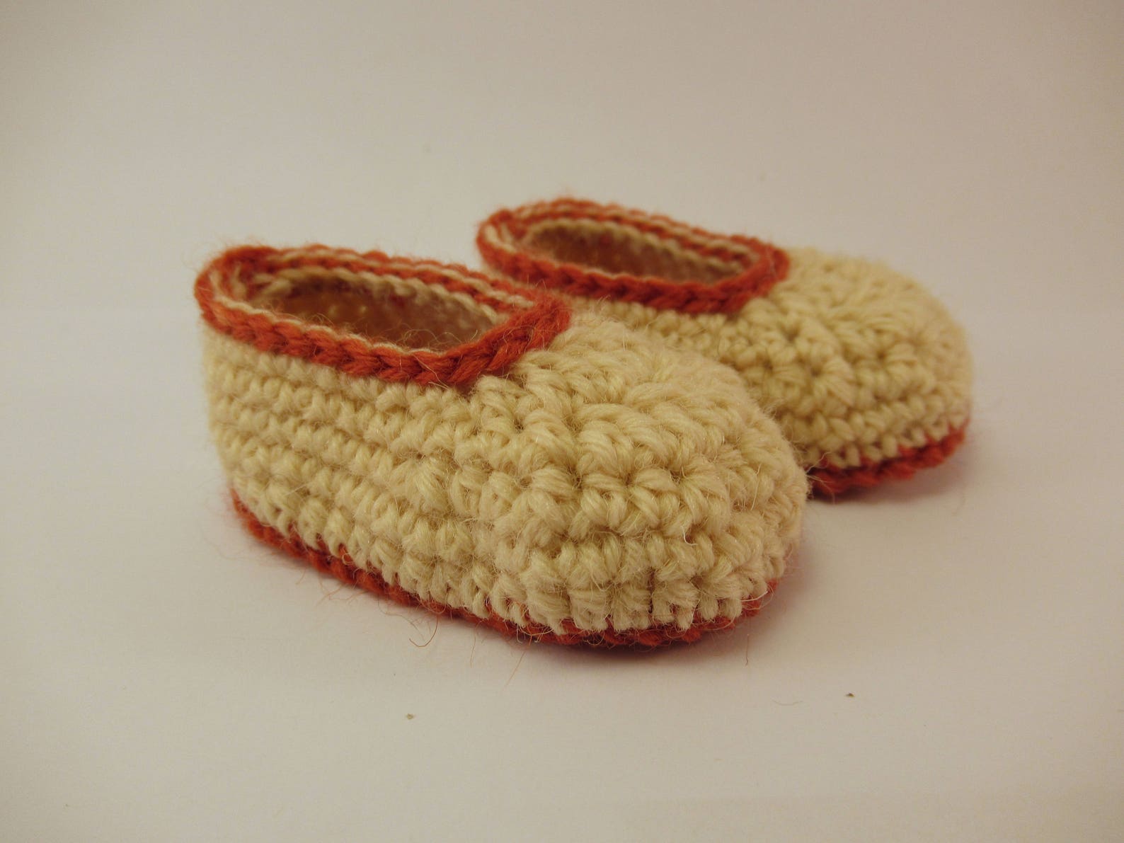 baby ballet flat in sheep wool