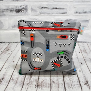Sac à collation réutilisable personnalisé hippodrome avec voitures de course sac à glissière pour garçon cartable avec nom sac à lunch lavable à fermeture éclair pour garçon