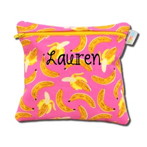 Sac à collation banane rose personnalisé réutilisable avec nom Sac à provisions réutilisable lavable Sac drôle sans danger pour les aliments Cadeau banane drôle Rentrée des enfants