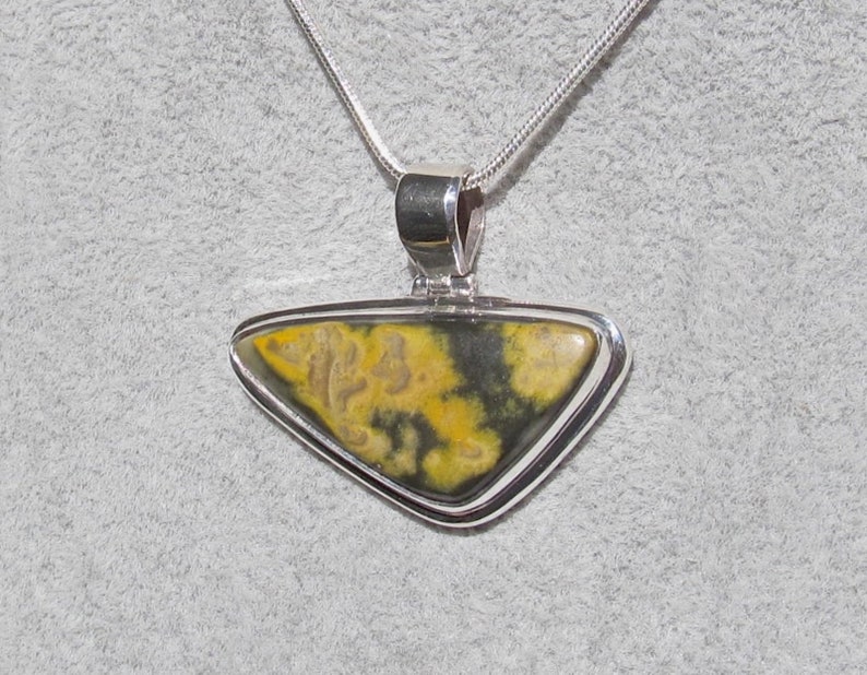 39mm X 30mm X 24mm Vintage Bumble Bee Agate in .925 Sterling Silver Pendant-64.5 Cts