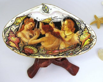 Botticelli Art Seashell Trinket Dish: Vintage Style Ring Holder