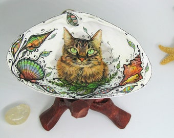 Hand-Painted Cat Memorial Seashell Trinket Dish: Personalized Cat Lover Gift