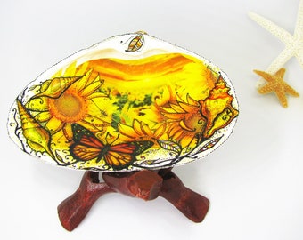Sunflower Seashell Ring Dish: Hand-Painted Jewelry Holder